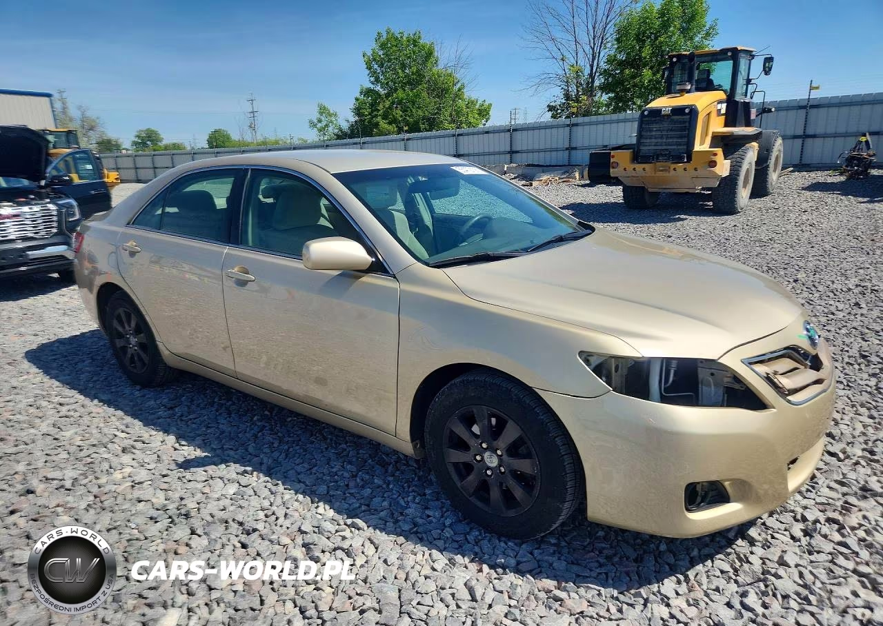 2011 Toyota Camry Le VIN:4T4BF3EK9BR142024 - 4