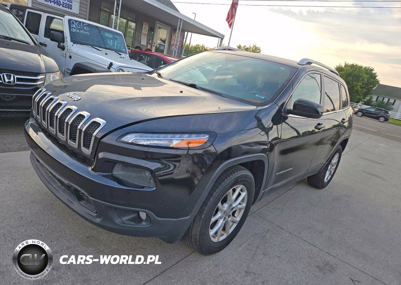 2015 Jeep Cherokee Latitude VIN:1C4PJMCS1FW792648 - 2