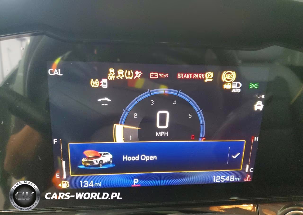 2025 Chevrolet Trax Activ VIN:KL77LKEPXSC103111 - 9