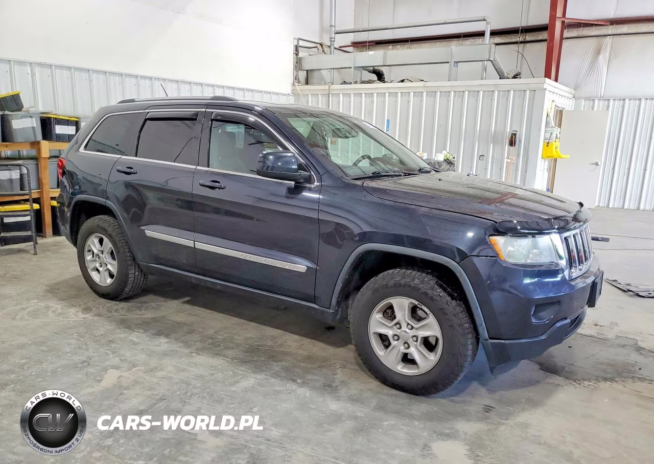 2012 Jeep Grand Cherokee Laredo VIN:1C4RJFAGXCC350936 - 4