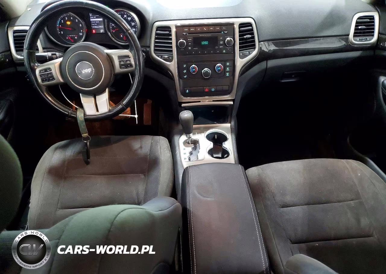 2012 Jeep Grand Cherokee Laredo VIN:1C4RJFAGXCC350936 - 8