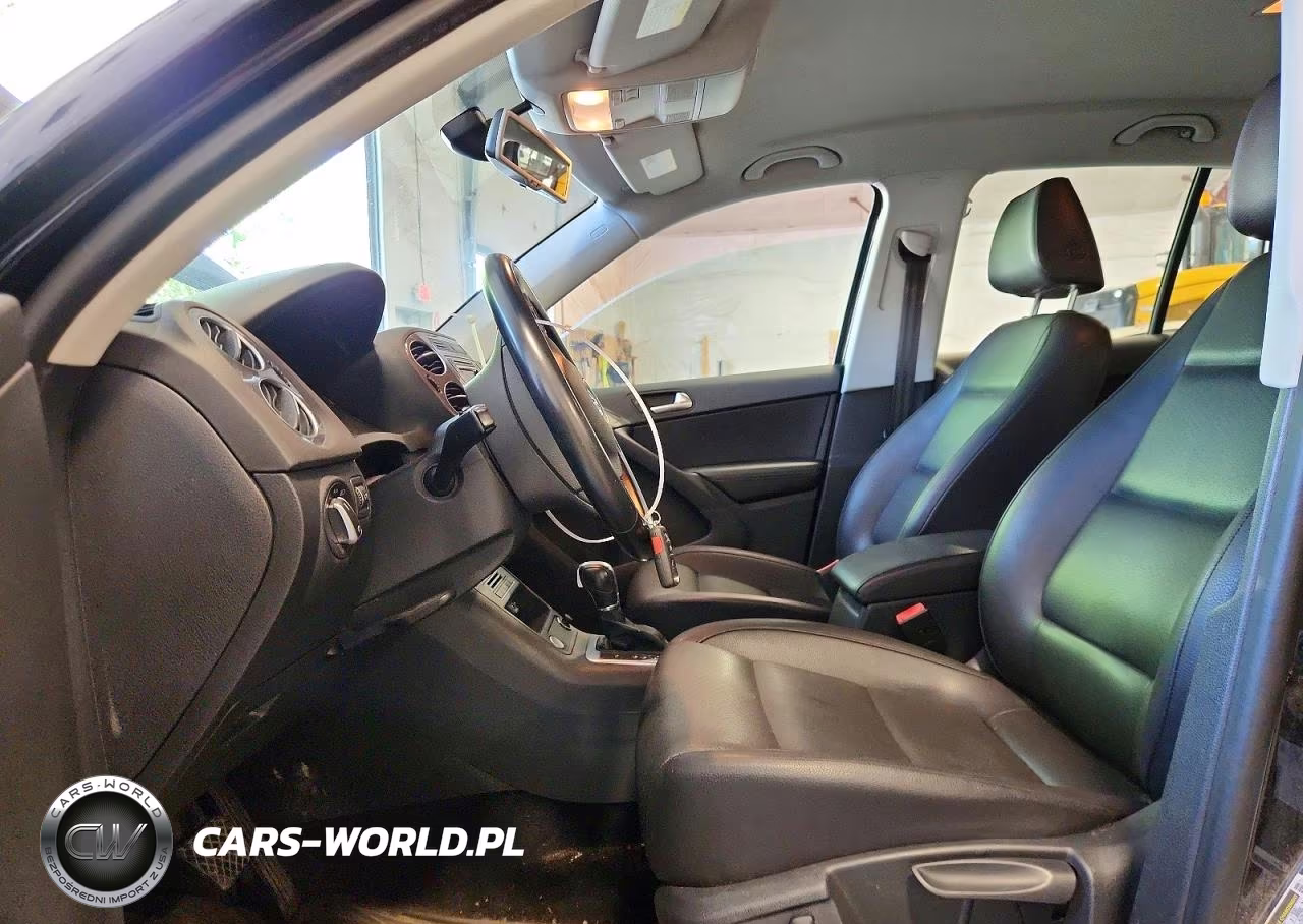 2017 Volkswagen Tiguan S VIN:WVGBV7AX3HK000505 - 7