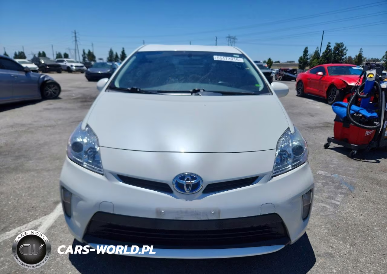 2015 Toyota Prius Four VIN:JTDKN3DU9F0481254 - 5