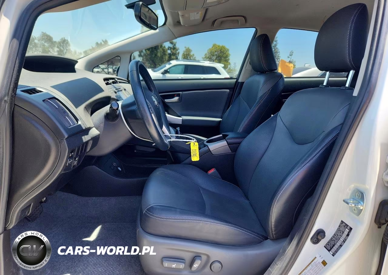 2015 Toyota Prius Four VIN:JTDKN3DU9F0481254 - 7