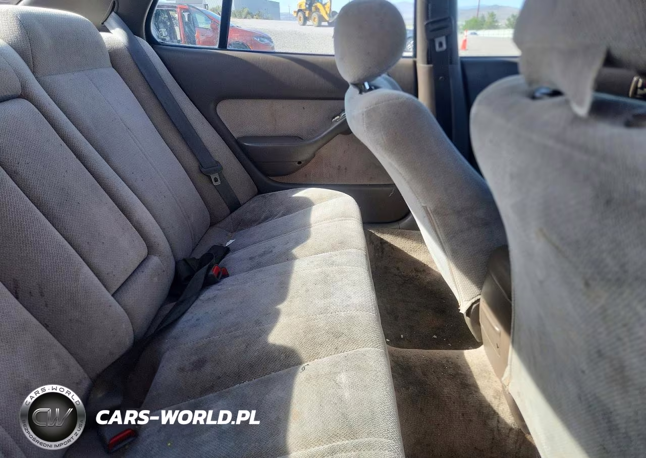 1996 Toyota Camry Le VIN:JT2BG12KXT0346644 - 10