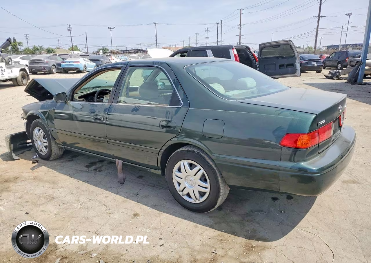 2000 Toyota Camry Le VIN:JT2BG22K1Y0506357 - 2