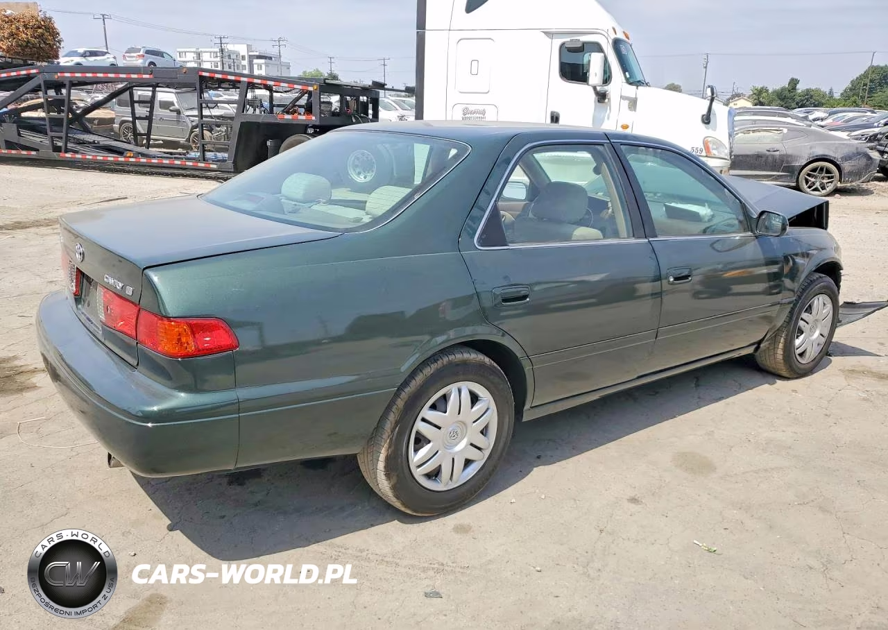 2000 Toyota Camry Le VIN:JT2BG22K1Y0506357 - 3