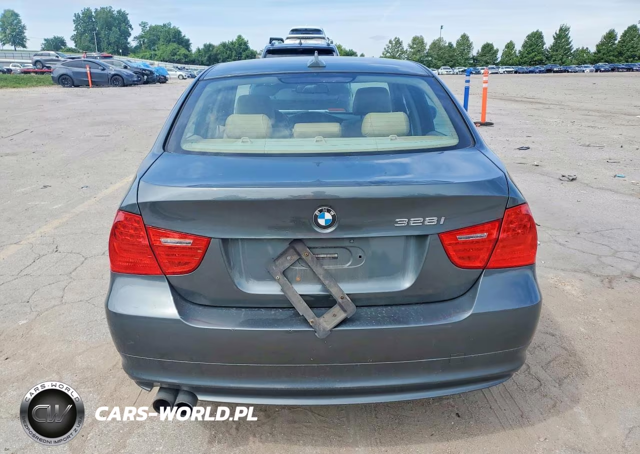 2011 BMW 328 Xi Sulev VIN:WBAPK5C59BA656818 - 6