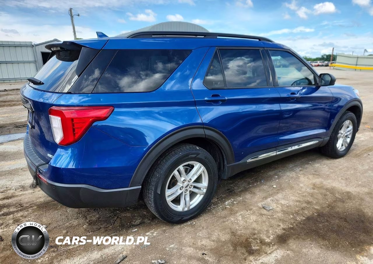 2020 Ford Explorer Xlt VIN:1FMSK8DH5LGB52929 - 3