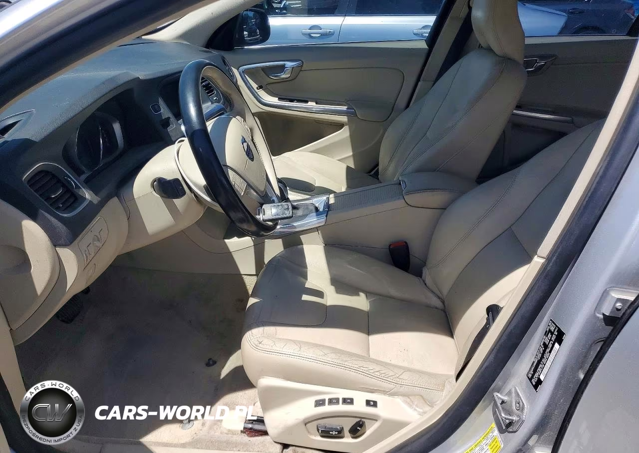 2015 Volv S60 VIN:YV140MFKXF2366296 - 7