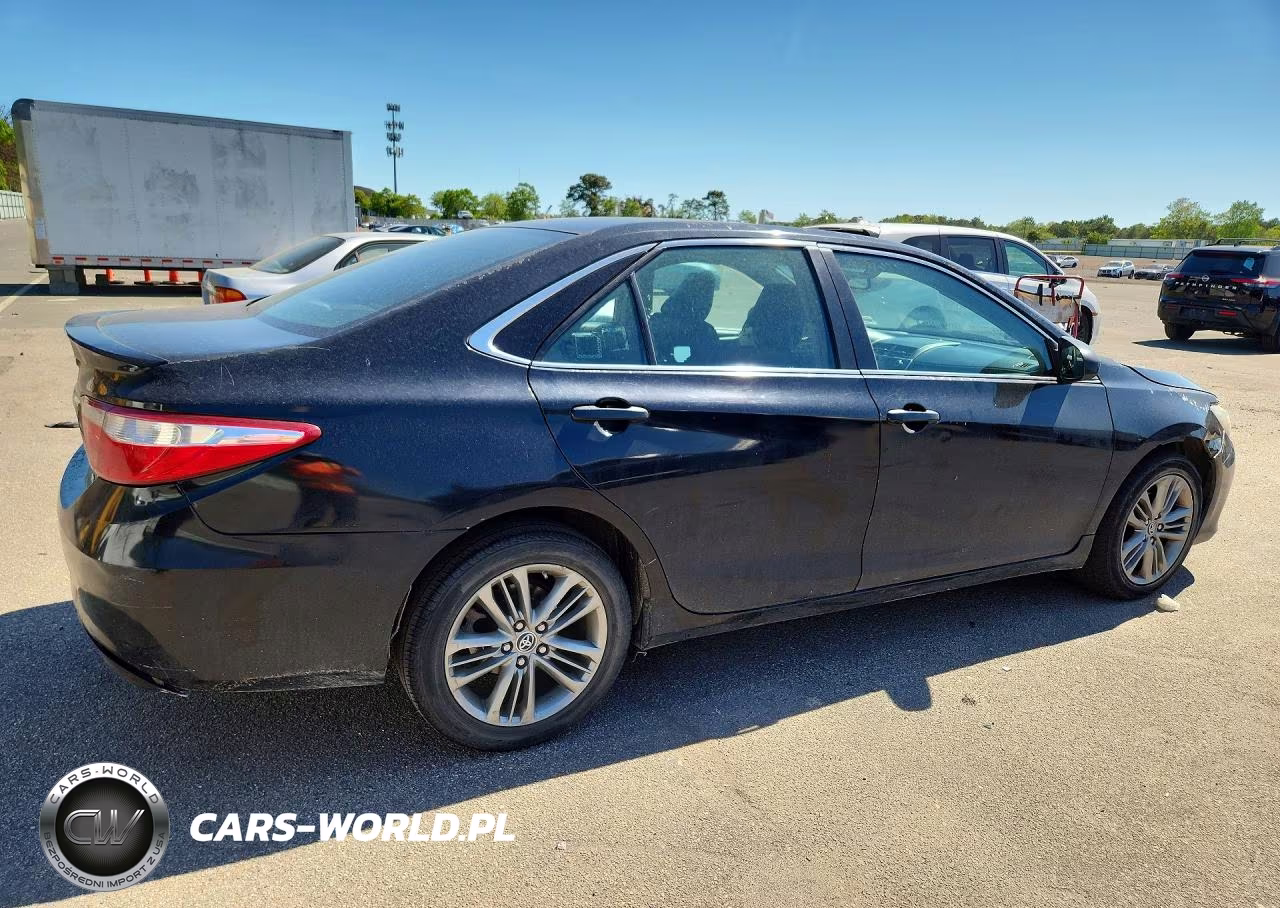 2015 Toyota Camry Se VIN:4T1BF1FK0FU915238 - 3