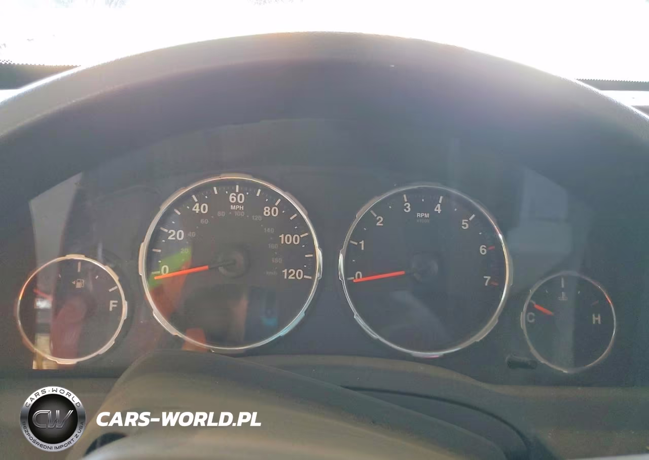 2008 Jeep Liberty Sport VIN:1J8GN28K78W290045 - 9