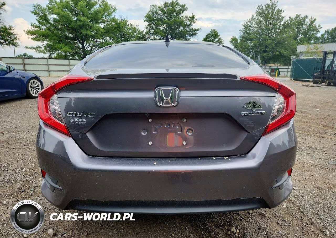 2016 Honda Civic Touring VIN:19XFC1F9XGE203265 - 6