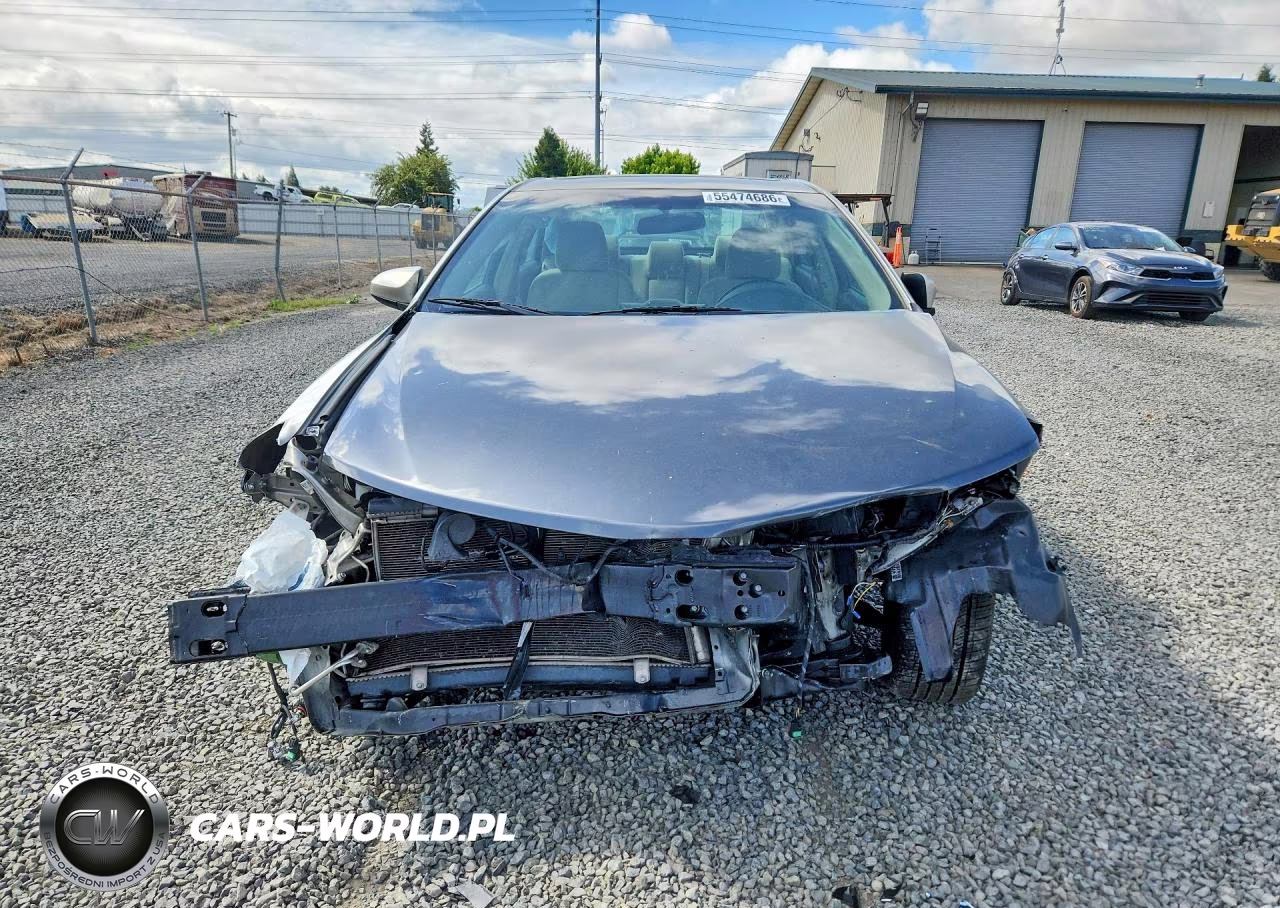 2014 Toyota Camry Xle VIN:4T4BF1FK6ER389167 - 5
