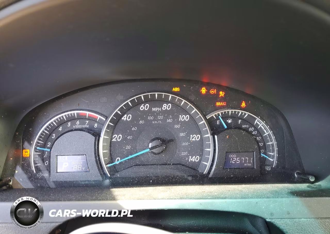 2014 Toyota Camry Xle VIN:4T4BF1FK6ER389167 - 9
