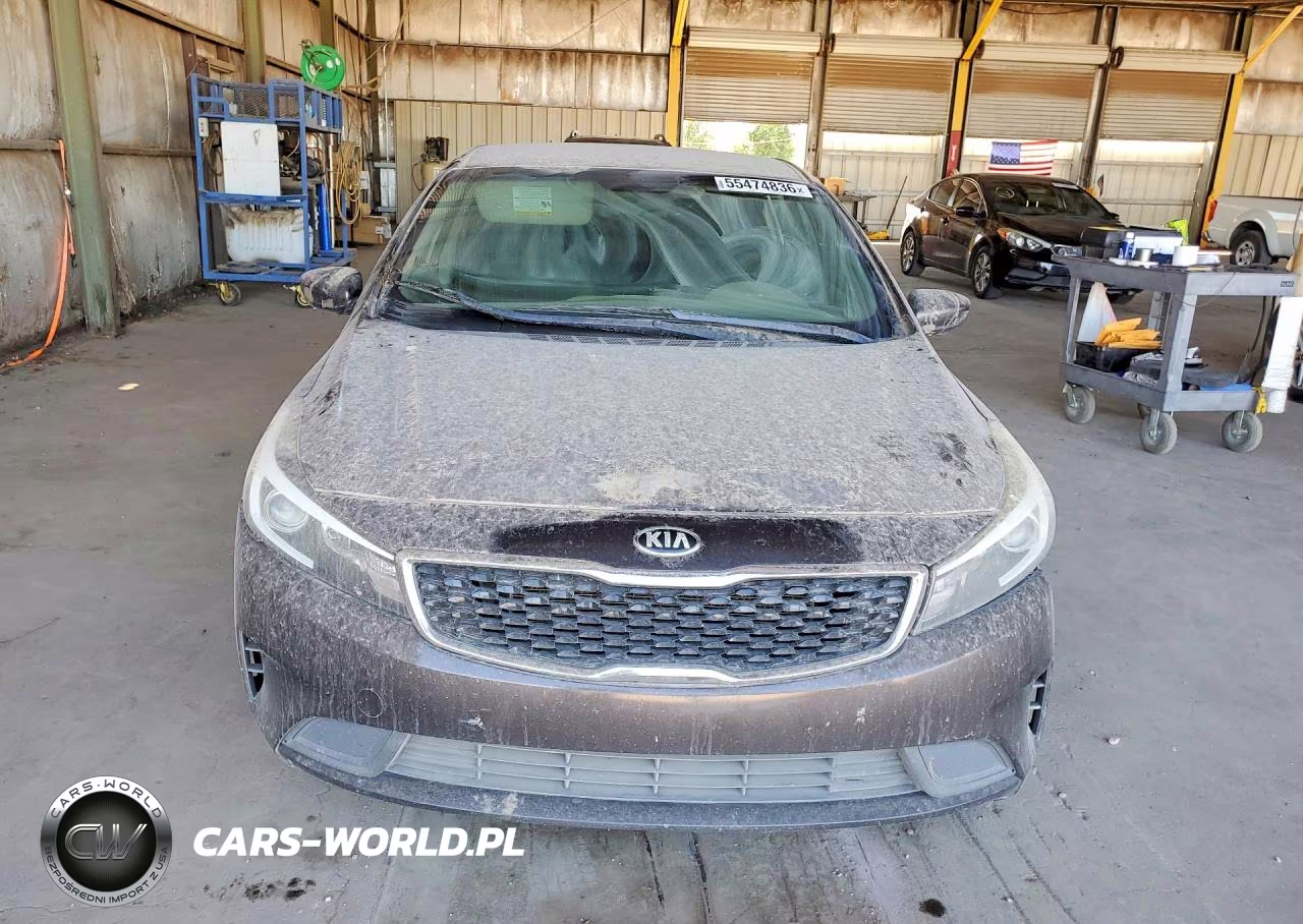 2017 Kia Forte Lx VIN:3KPFK4A78HE055158 - 5