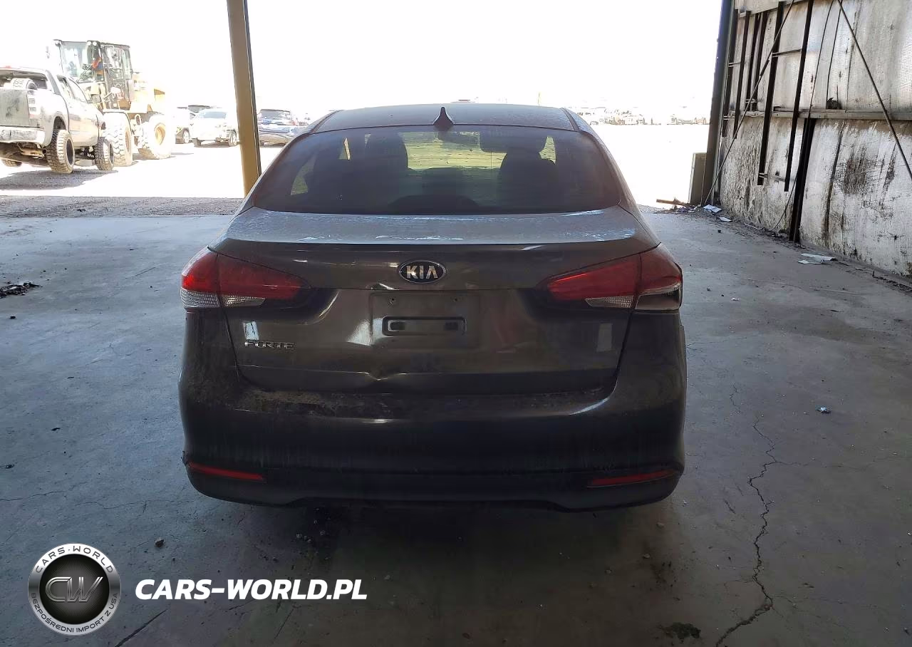 2017 Kia Forte Lx VIN:3KPFK4A78HE055158 - 6