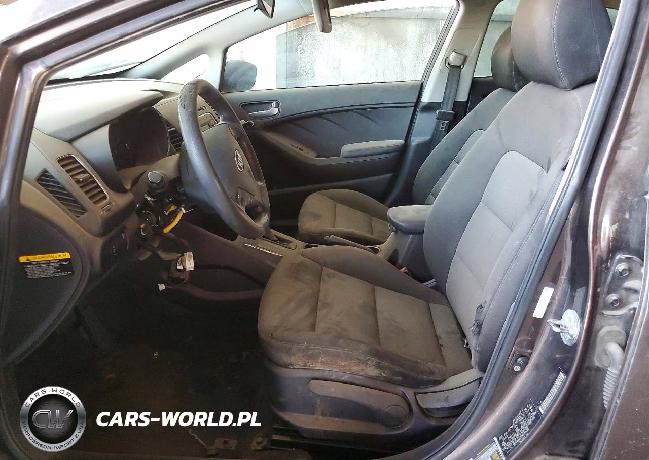 2017 Kia Forte Lx VIN:3KPFK4A78HE055158 - 7