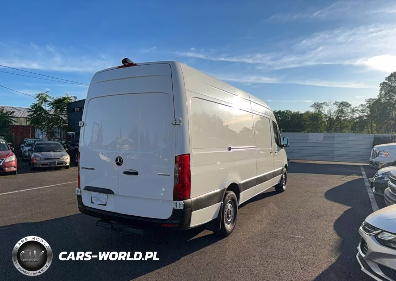2021 Mercedes-Benz Sprinter 2500 VIN:W1Y4ECHY4MT076870 - 4