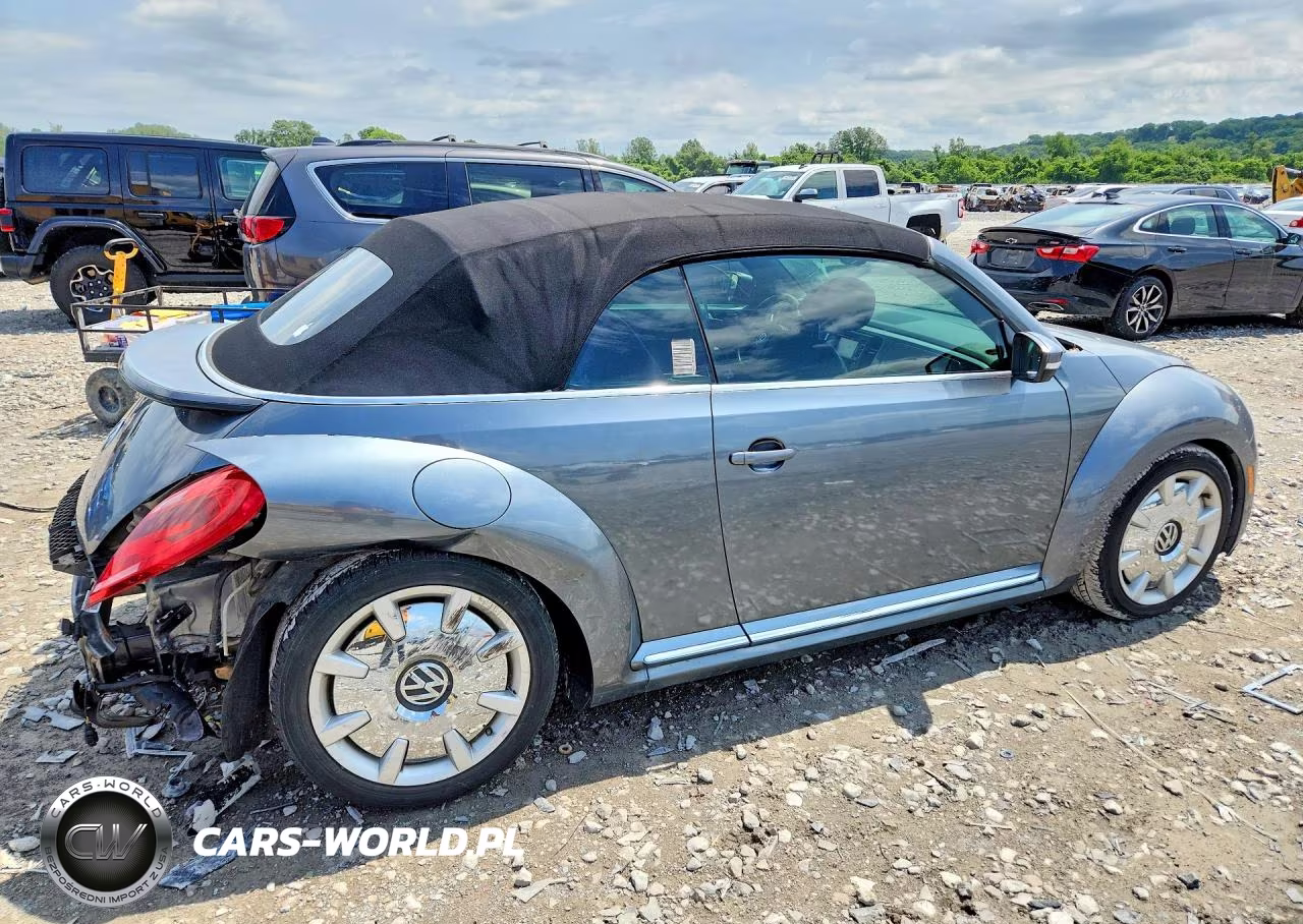 2013 Volkswagen Beetle VIN:3VW5P7AT7DM804783 - 3