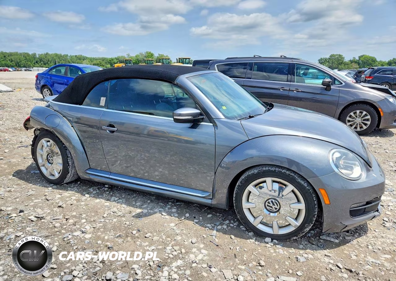 2013 Volkswagen Beetle VIN:3VW5P7AT7DM804783 - 4
