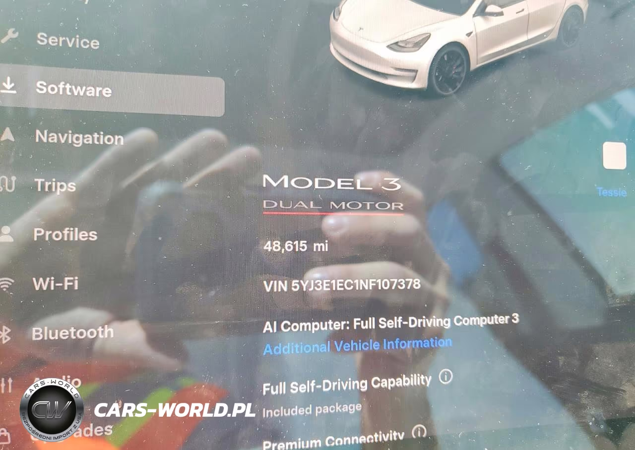 2022 Tesla Model 3 VIN:5YJ3E1EC1NF107378 - 9