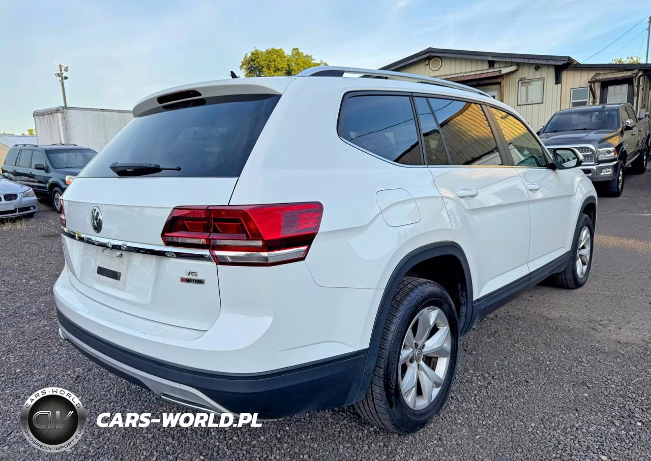 2018 Volkswagen Atlas Se VIN:1V2KR2CA3JC572144 - 4