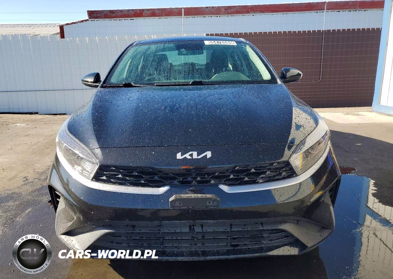 2023 Kia Forte Lxs VIN:3KPF24AD5PE666902 - 5