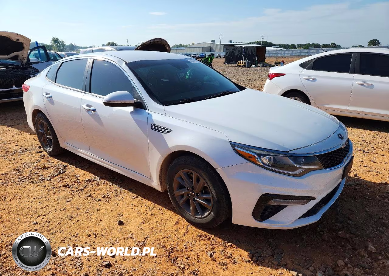 2020 Kia Optima Lx VIN:5XXGT4L34LG410449 - 4