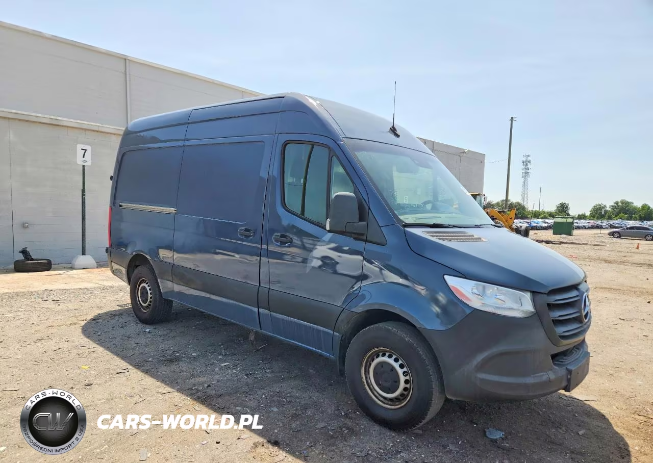 2019 Mercedes-Benz Sprinter 2500-3500 VIN:WD4PF0CD6KP040983 - 4