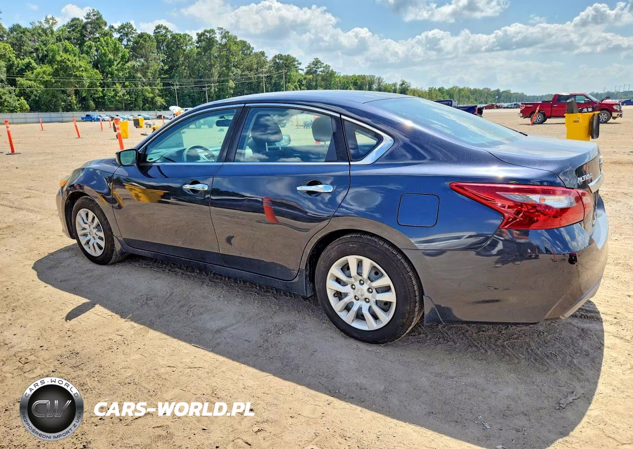 2018 Nissan Altima VIN:1N4AL3AP9JC278569 - 2