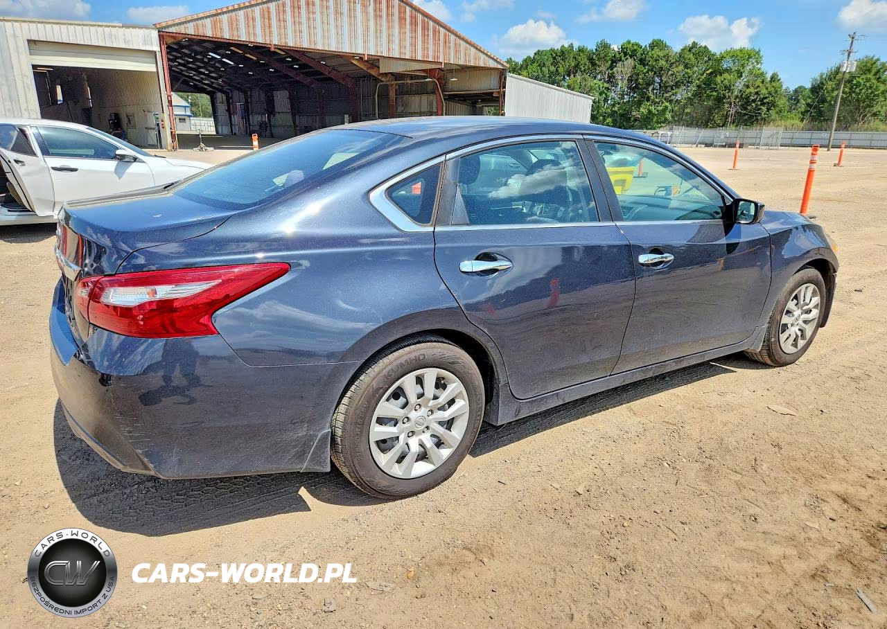 2018 Nissan Altima VIN:1N4AL3AP9JC278569 - 3