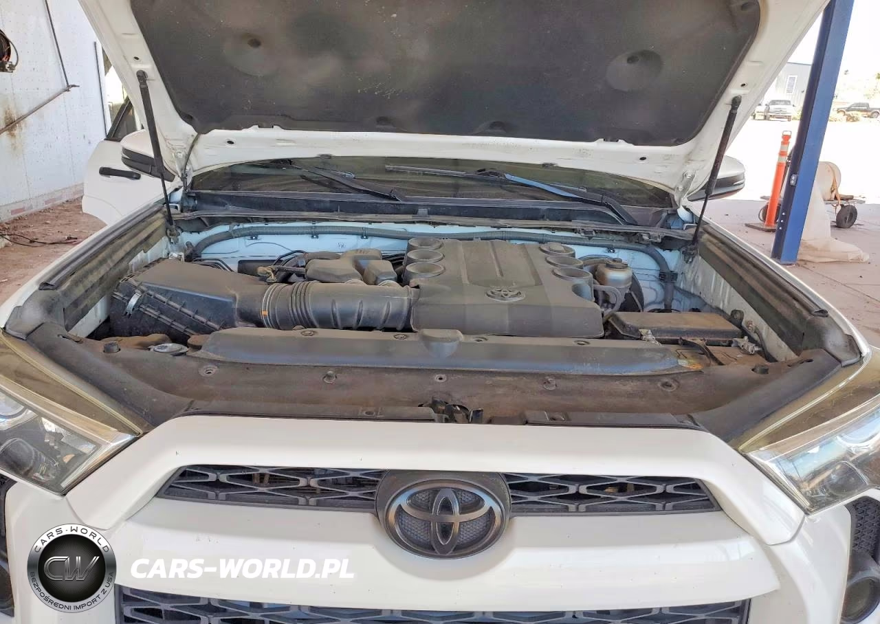 2018 Toyota 4Runner VIN:JTEZU5JR2J5182905 - 11