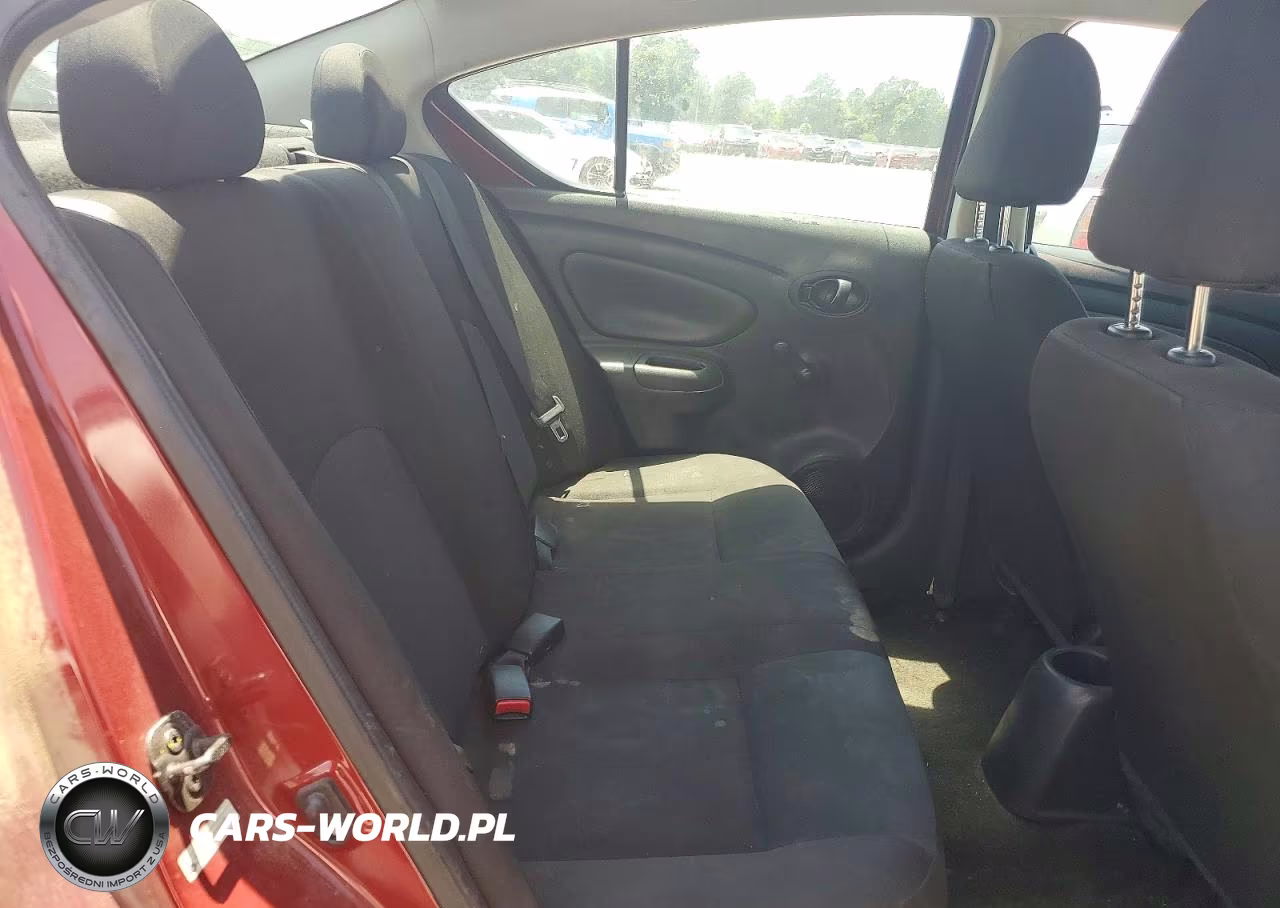 2018 Nissan Versa S Plus VIN:3N1CN7AP1JL839066 - 10