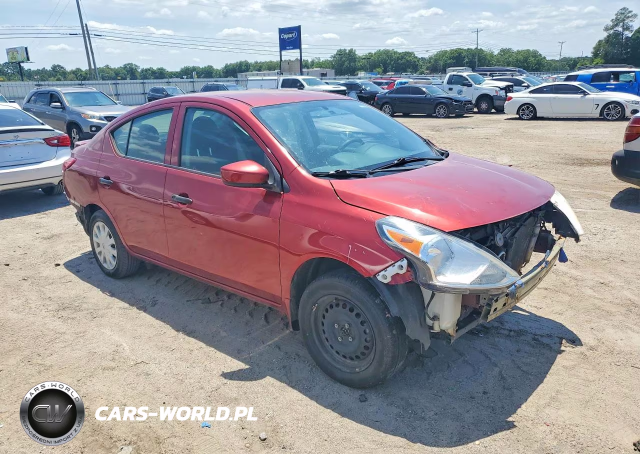 2018 Nissan Versa S Plus VIN:3N1CN7AP1JL839066 - 4