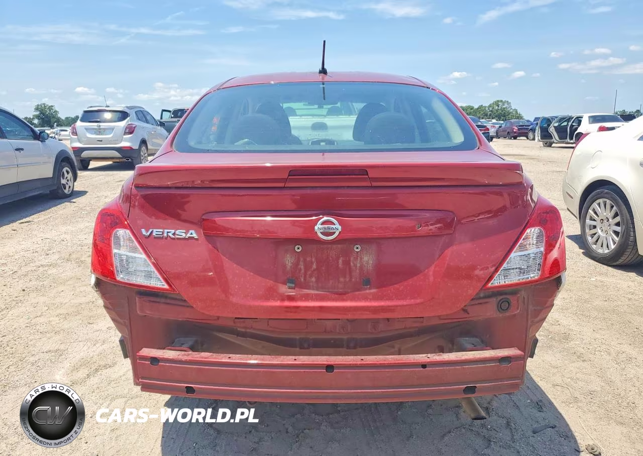 2018 Nissan Versa S Plus VIN:3N1CN7AP1JL839066 - 6
