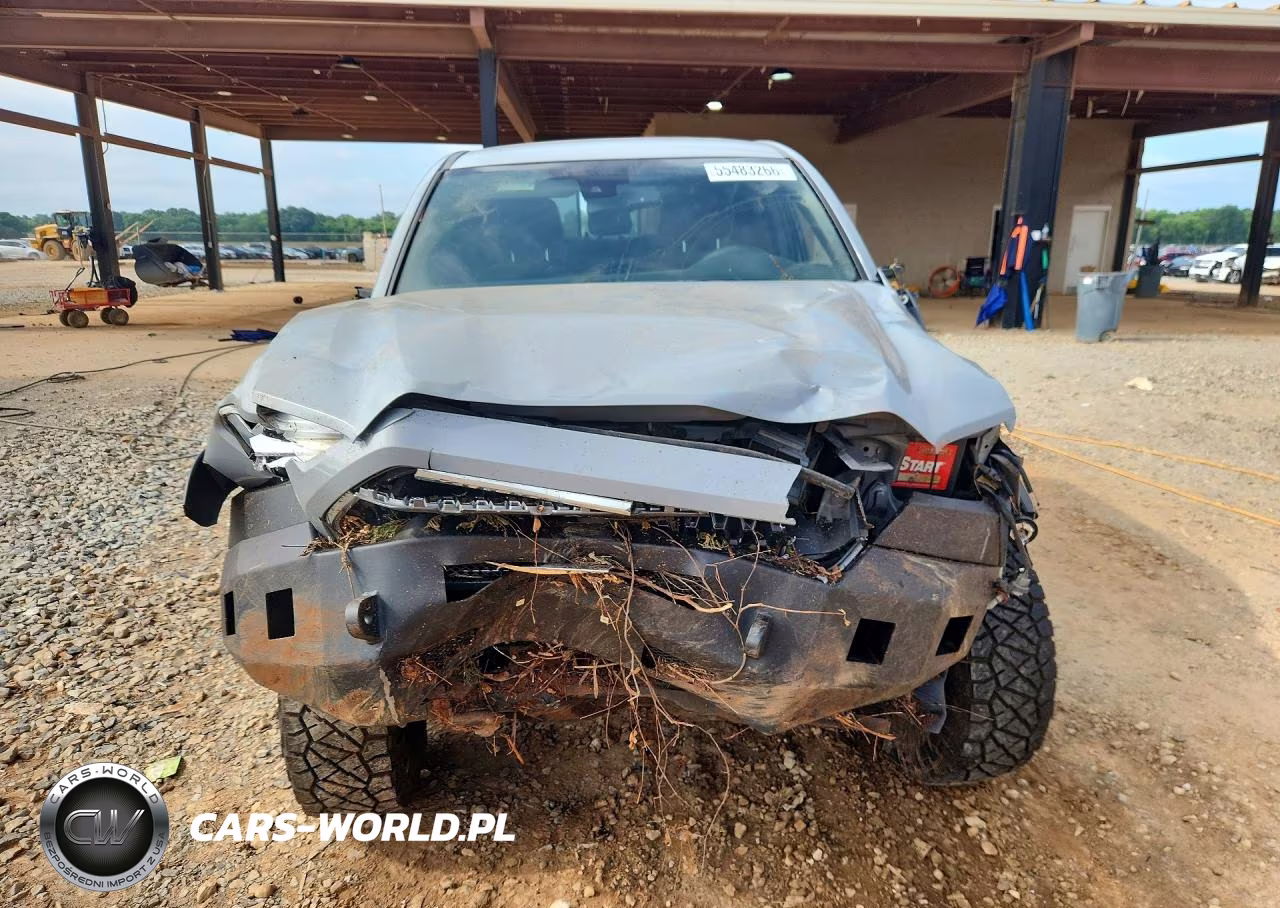 2018 Toyota Tacoma Trd Off-Road VIN:3TMAZ5CN7JM075789 - 5