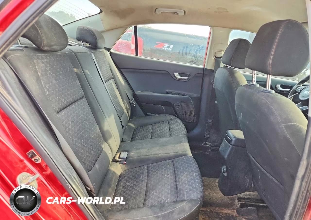 2020 Kia Rio S VIN:3KPA24AD7LE283239 - 10