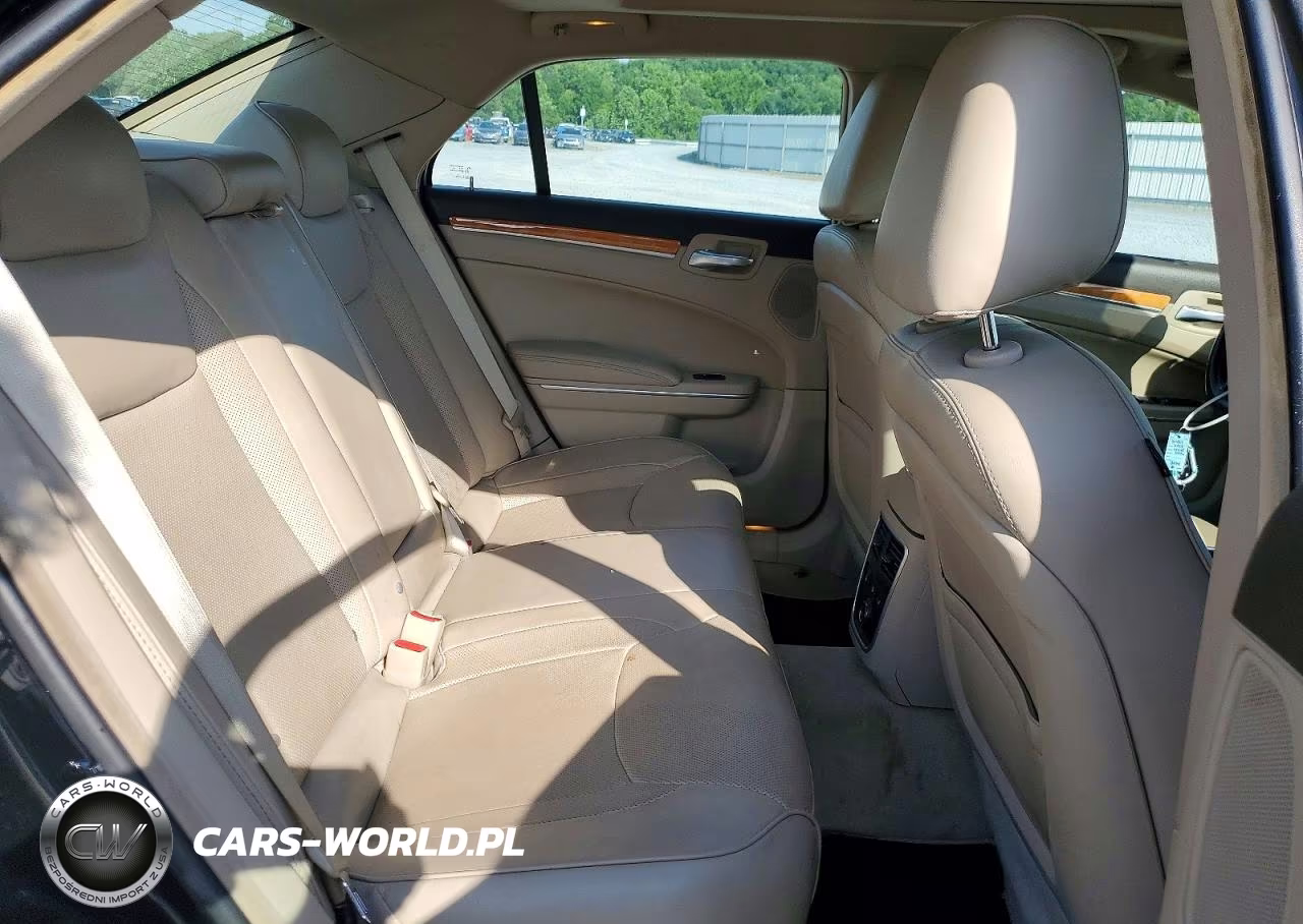 2013 Chrysler 300C VIN:2C3CCAEG6DH504459 - 10