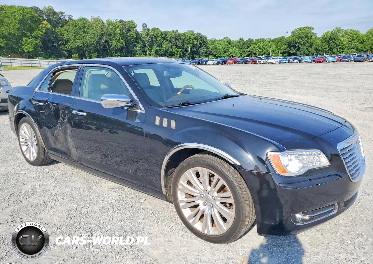 2013 Chrysler 300C VIN:2C3CCAEG6DH504459 - 4