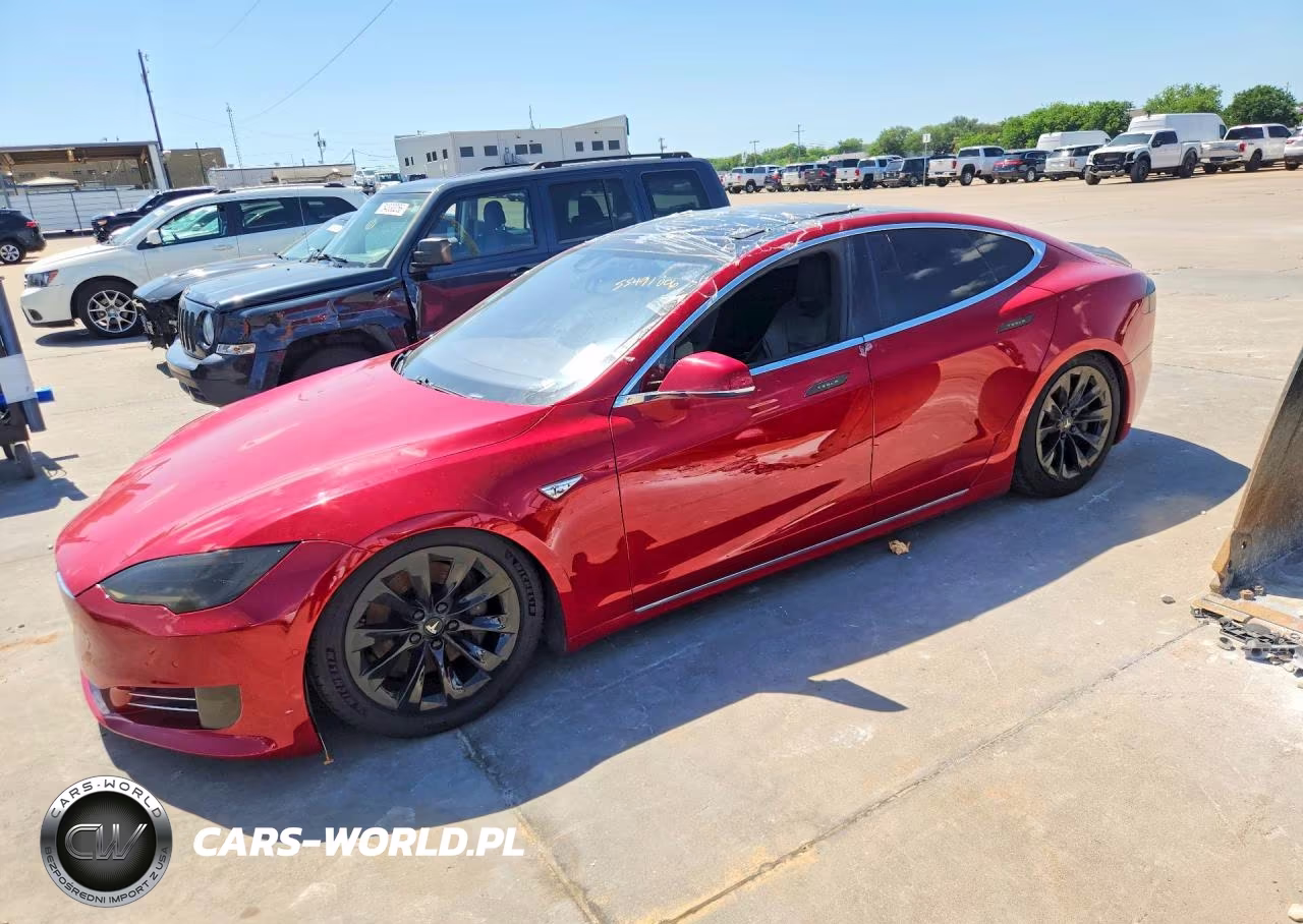 2016 Tesla Model S – zdjęcie 1 z 13