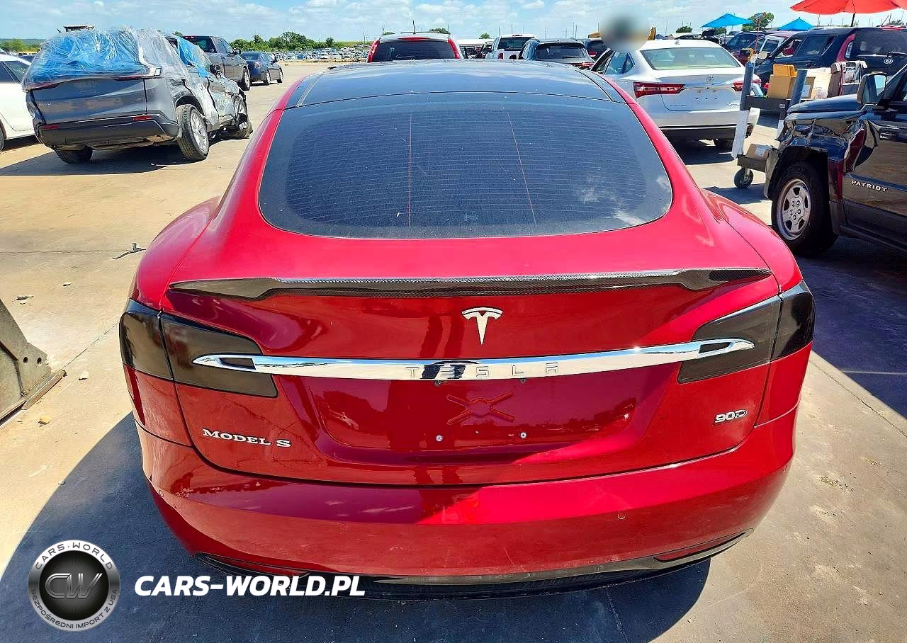 2016 Tesla Model S VIN:5YJSA1E25GF156830 - 6