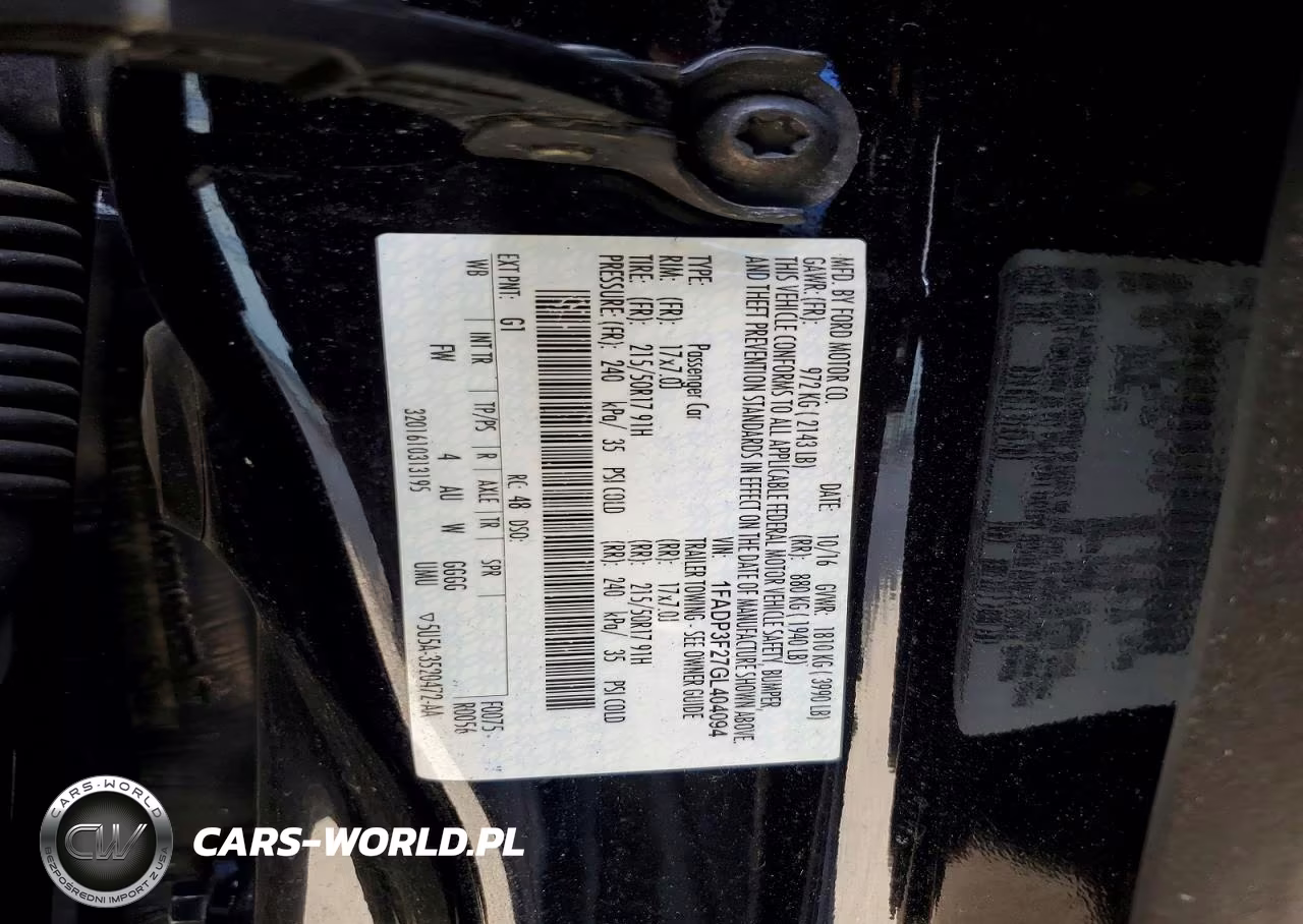 2016 Ford Focus Se VIN:1FADP3F27GL404094 - 12