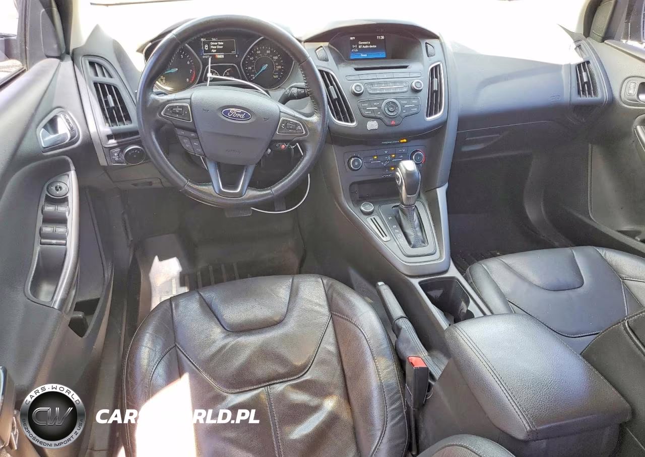 2016 Ford Focus Se VIN:1FADP3F27GL404094 - 8