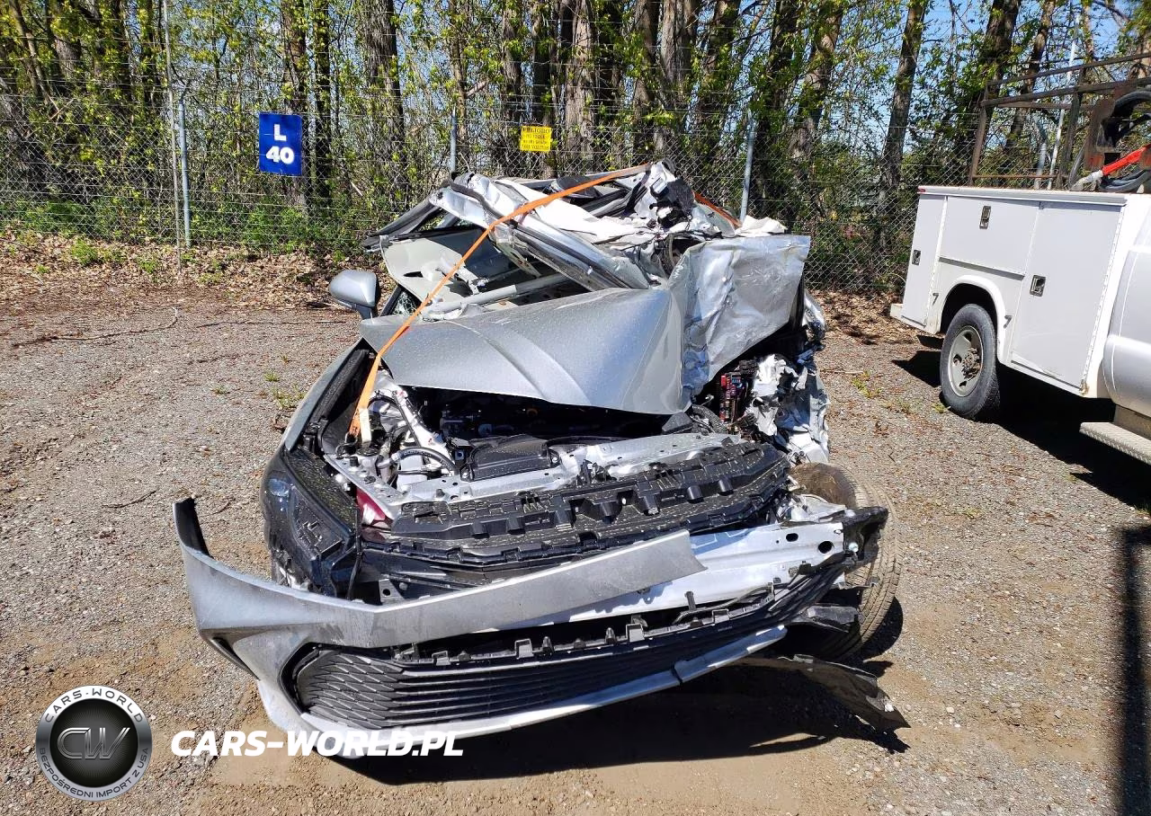 2026 Toyota Camry Le VIN:4T1DBADK5TU557380 - 5