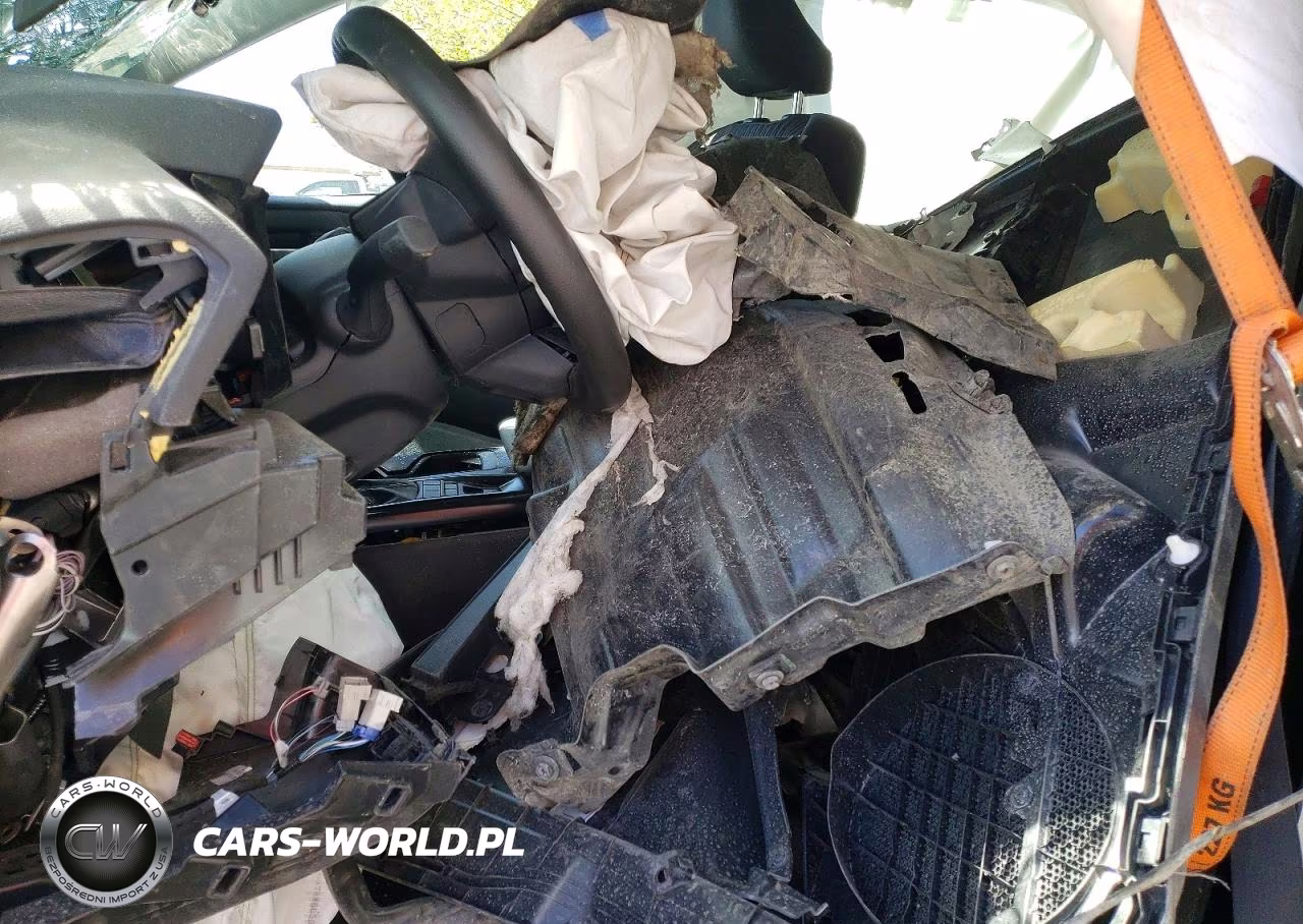2026 Toyota Camry Le VIN:4T1DBADK5TU557380 - 7