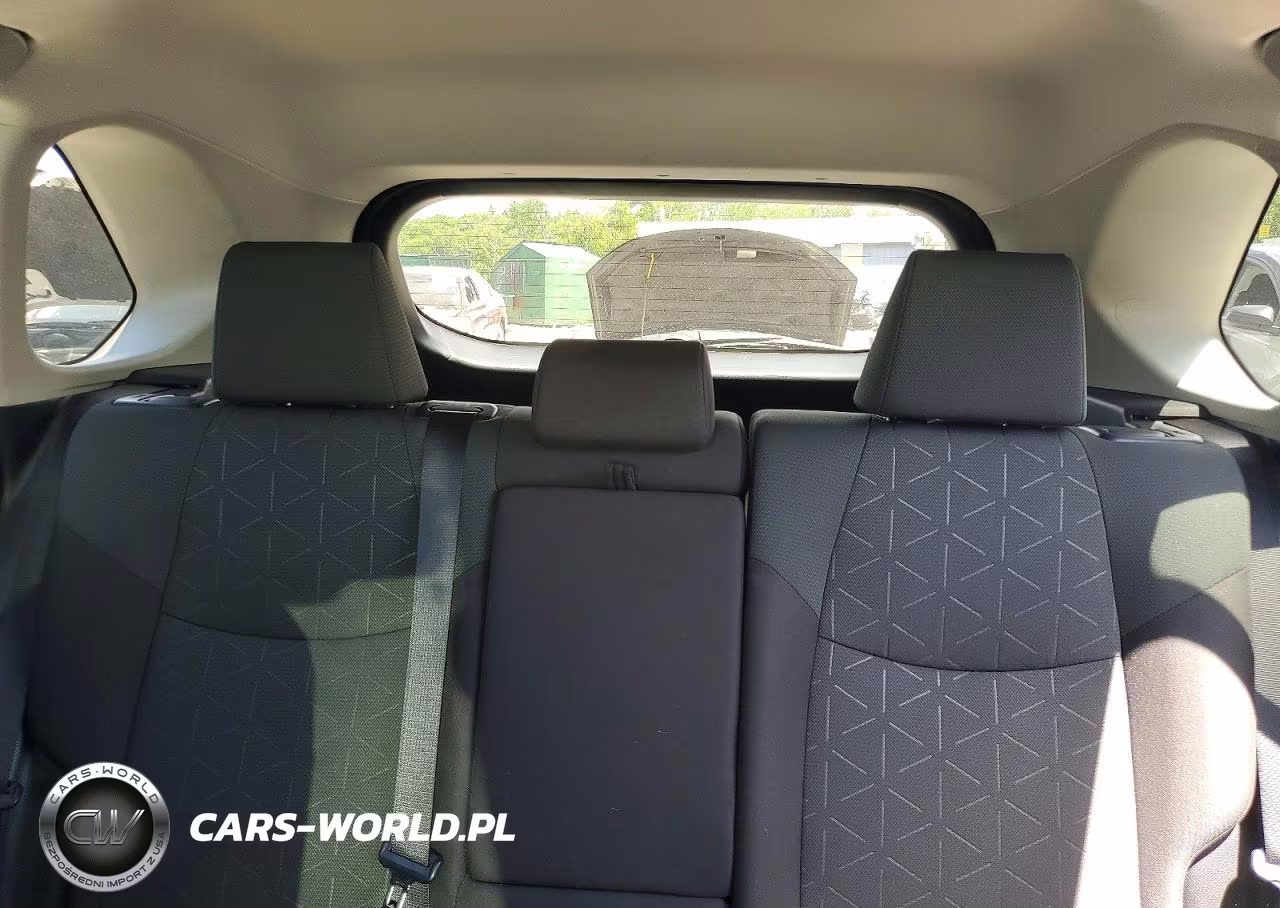 2023 Toyota Rav4 Xle VIN:2T3P1RFV1PC372702 - 10