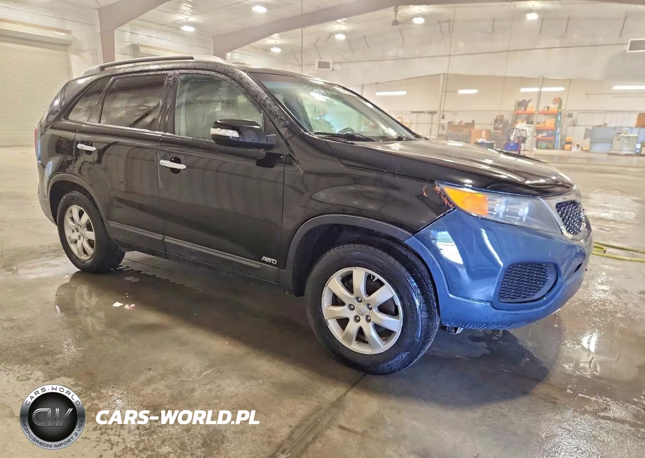 2013 Kia Sorento Lx VIN:5XYKTDA24DG402630 - 4