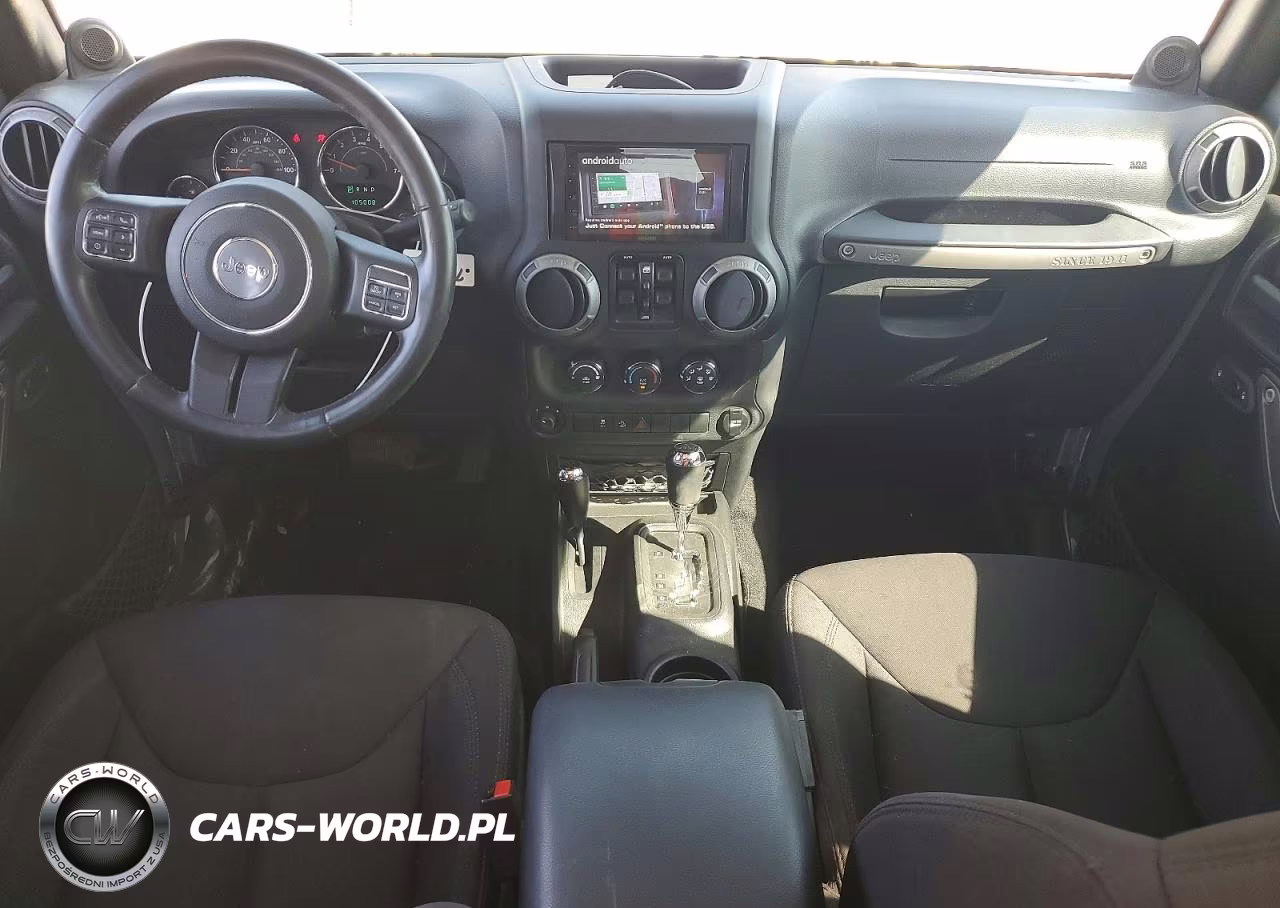 2014 Jeep Wrangler Unlimited Sport VIN:1C4BJWDG1EL127345 - 8