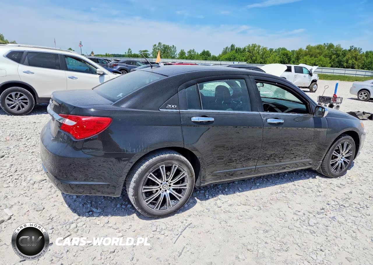 2011 Chrysler 200 Touring VIN:1C3BC1FB7BN625164 - 3
